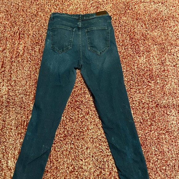 H&M Skinny Jeans - Picture 2 of 3